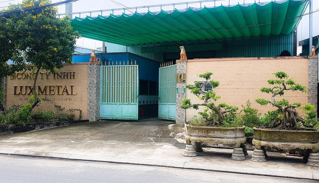 xưởng gia công kim loại lux metal