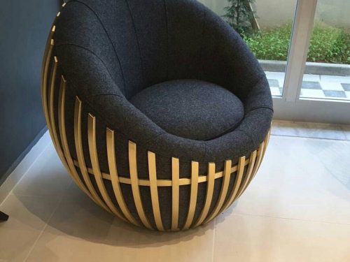 Ghế inox mạ vàng
