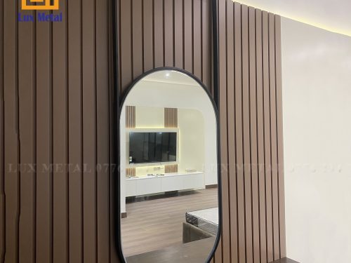 GƯƠNG NHỘNG TREO BÀN TRANG ĐIỂM VIỀN HỢP KIM ĐEN