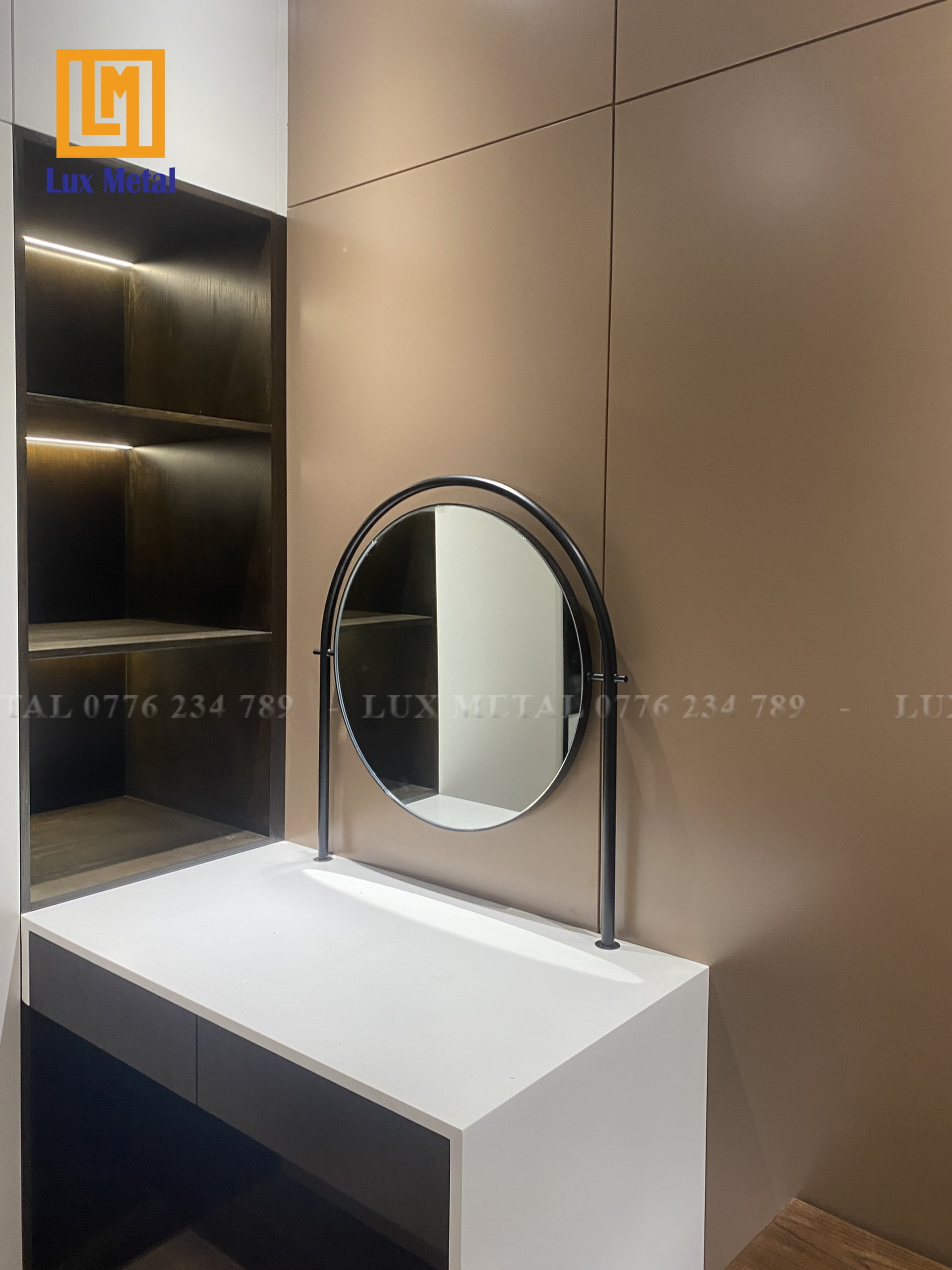 Gương soi toàn thân khung viền inox mạ vàng Gương tròn bàn trang đẹp nhỏ gọn