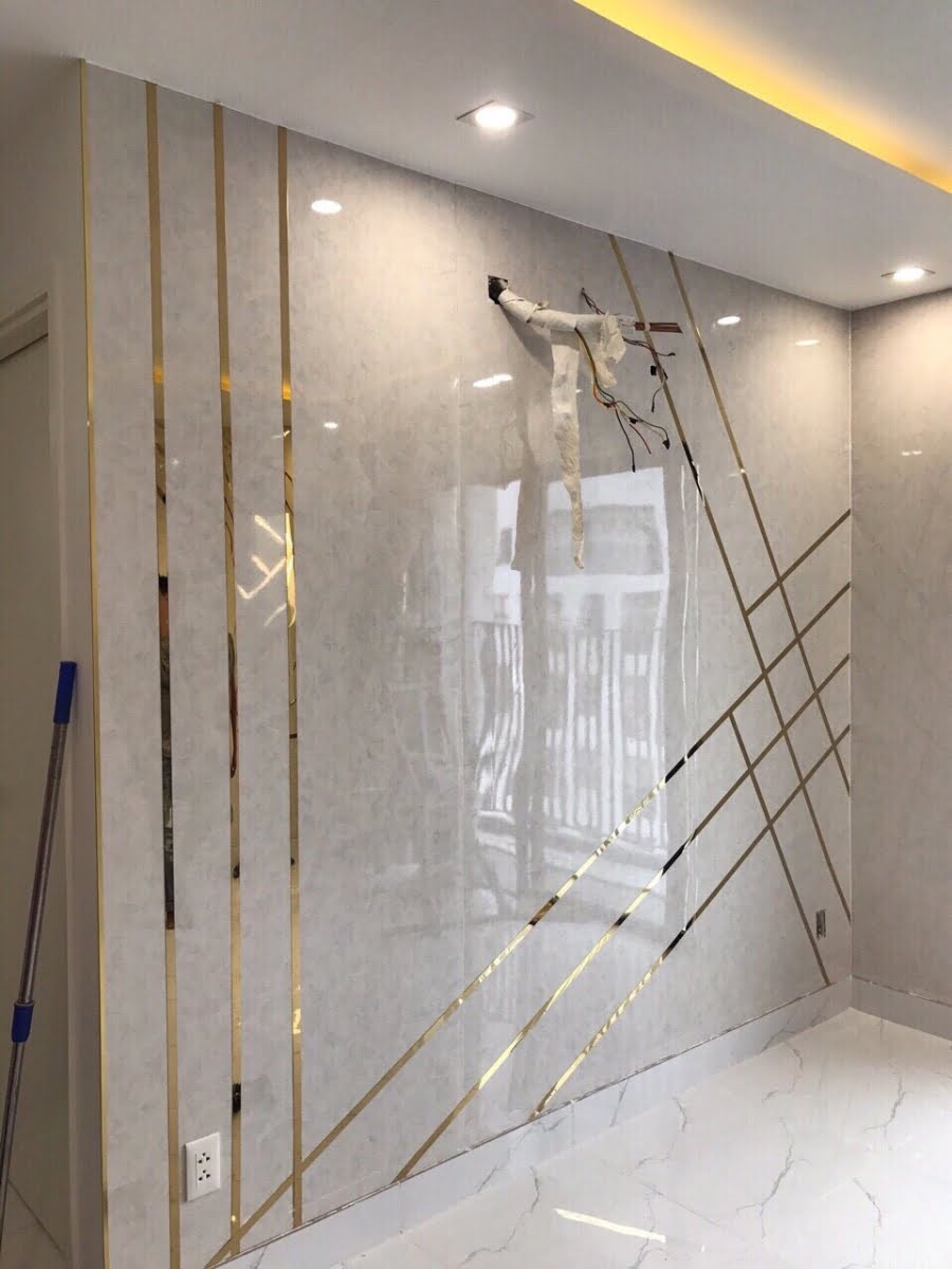 Tấm inox vàng gương Tấm inox vàng gương trong trang trí